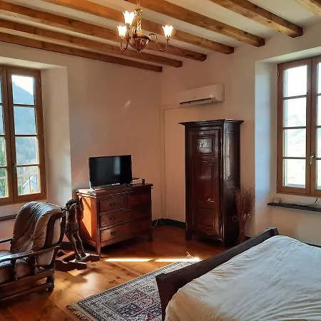 Maison Pyrénéenne à - Vue Vallée D'aure * Camparan