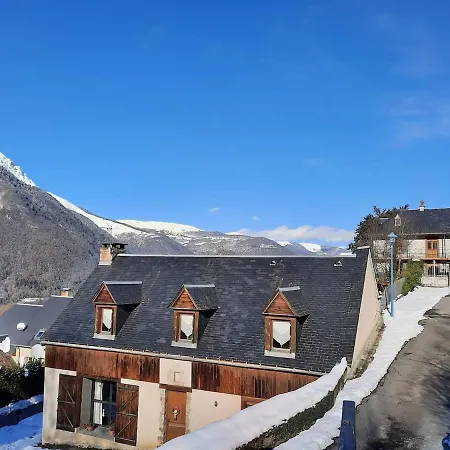 Maison Pyrénéenne à - Vue Vallée D'aure * Camparan